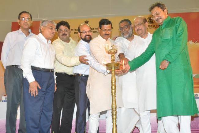 City of Joy gets its first 'Bengal Mango Utsav' City of Joy gets its first 'Bengal Mango Utsav'