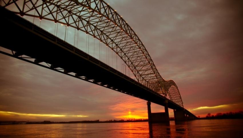 The Great River Roads of USA The Great River Roads of USA