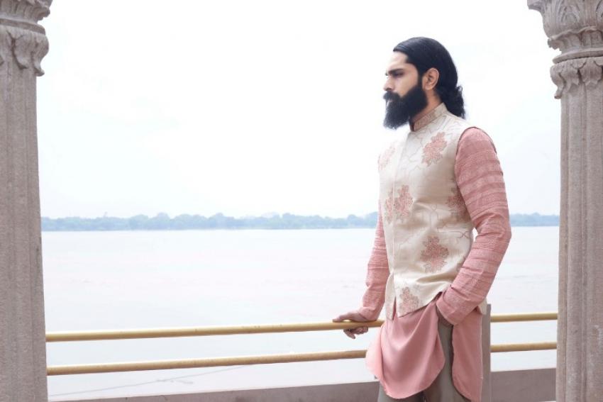Dapper, Surbhi Pansari come out with special menswear for Holi Dapper, Surbhi Pansari come out with special menswear for Holi