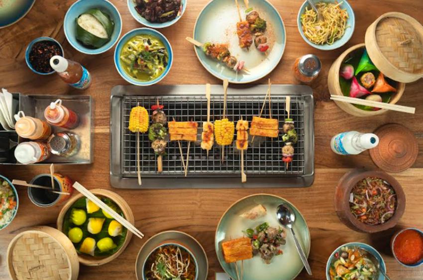 Savour a blend of Asian street food in Asia! Asia! Asia! Savour a blend of Asian street food in Asia! Asia! Asia!