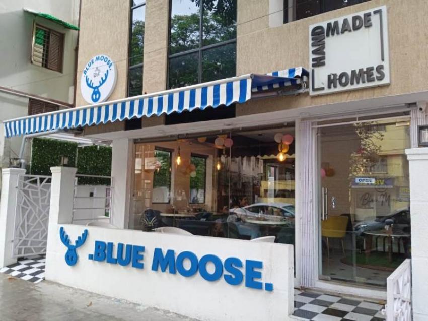 Blue Moose Cafe: Your south Kolkata hangout for weekend time-off 