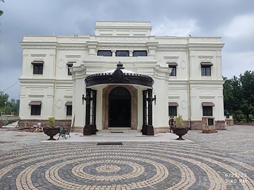 Lalbagh Palace