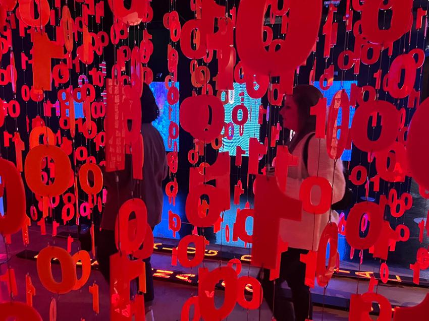 WNDR Museum: Chicago's futuristic world of fantasy, colour and immersive art WNDR Museum: Chicago's futuristic world of fantasy, colour and immersive art
