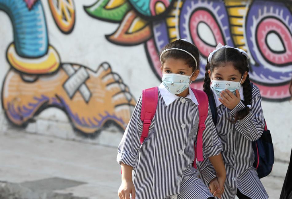 Images of the Day:Nablus: Students walk to their s ...