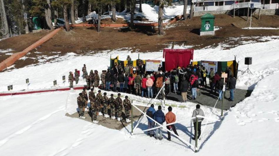 Jammu and Kashmir celebrates Gulmarg Winter Festiv ...