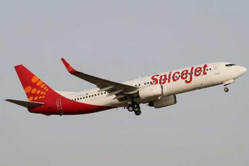 Amid lockdown over COVID-19, SpiceJet offers to fly migrant workers from Delhi, Mumbai to Bihar
