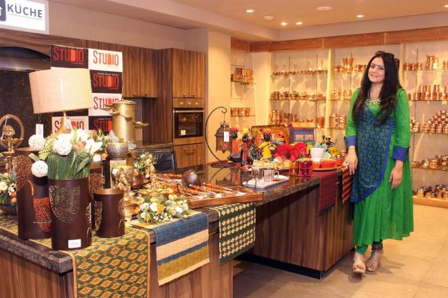 Fashion designer Agnimitra Paul inaugurates 'Swadeshi Diwali' at Studio by Starmark