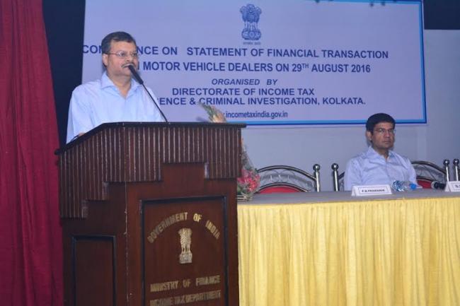 Motor vehicle dealers must quote PAN: IT department Motor vehicle dealers must quote PAN: IT department