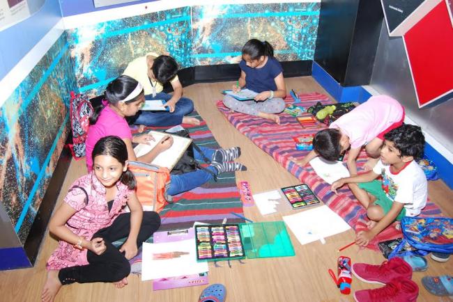 The Bengal Chamber hosts fifth edition of its "Sit and Draw Competition 2017" for school children on Earth Day The Bengal Chamber hosts fifth edition of its "Sit and Draw Competition 2017" for school children on Earth Day