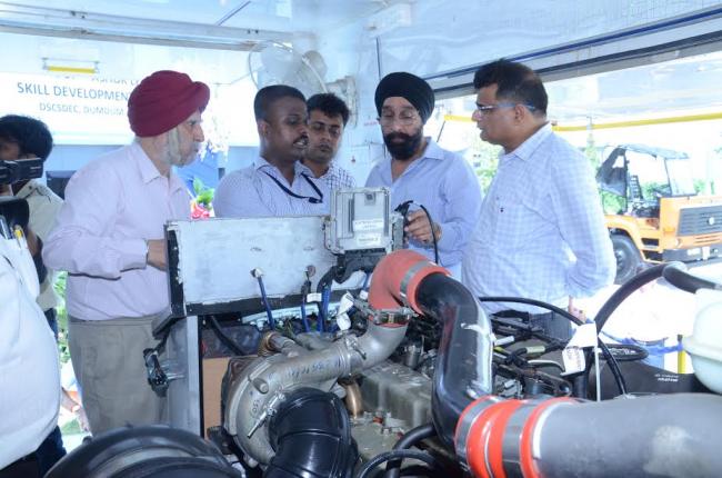Kolkata: Ashok Leyland and JIS Group inaugurate Service Training Center Kolkata: Ashok Leyland and JIS Group inaugurate Service Training Center