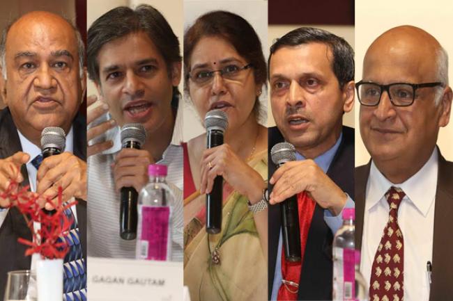 Eminent Fortis, Max, Medanta, Sir Ganga Ram Hospital Surgeons launch da Vinci Surgical Robot on wheels