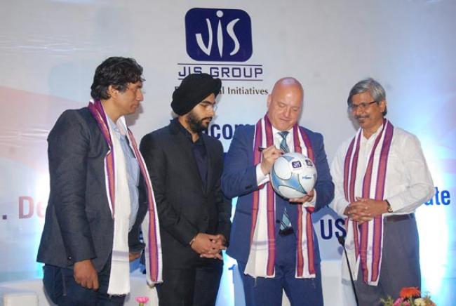 Diplomacy is the best way to solve global problems: US presidential aspirant Robby Wells Diplomacy is the best way to solve global problems: US presidential aspirant Robby Wells