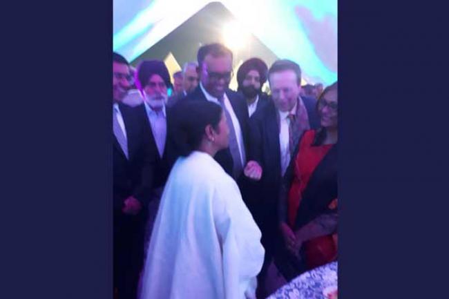 Italy signs MoU with tanners' association from Bengal at BGBS Italy signs MoU with tanners' association from Bengal at BGBS