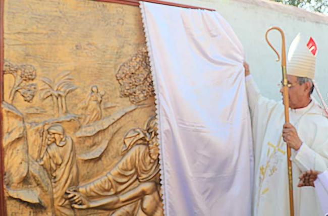 Bandel Church in West Bengal marks `World Day of the Sick’ with healing prayers, mural Bandel Church in West Bengal marks `World Day of the Sick’ with healing prayers, mural