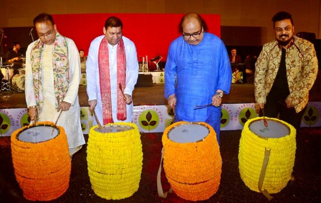 Chaltabagan Durga Puja festivities in Kolkata takes off amid dance and drum beats Chaltabagan Durga Puja festivities in Kolkata takes off amid dance and drum beats