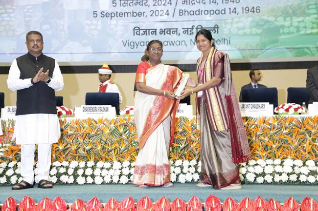 National Teachers Award 2024: Thiagarajar Polytechnic College faculty honoured by President Murmu National Teachers Award 2024: Thiagarajar Polytechnic College faculty honoured by President Murmu