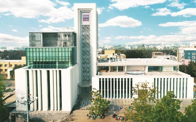 Twin National Honours for Faculty Excellence and Research Leadership Twin National Honours for Faculty Excellence and Research Leadership