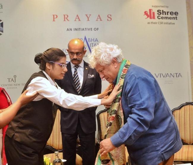 Treena felicitating Suhel Seth. Photo: PR Team