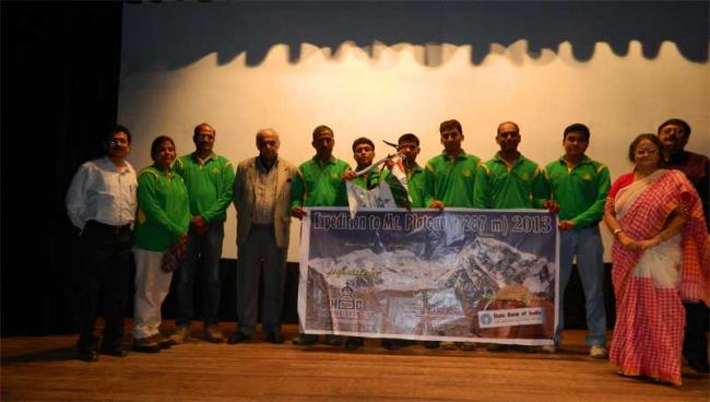 Himalayan Club Kolkata to scale Plateau Peak in Ladakh