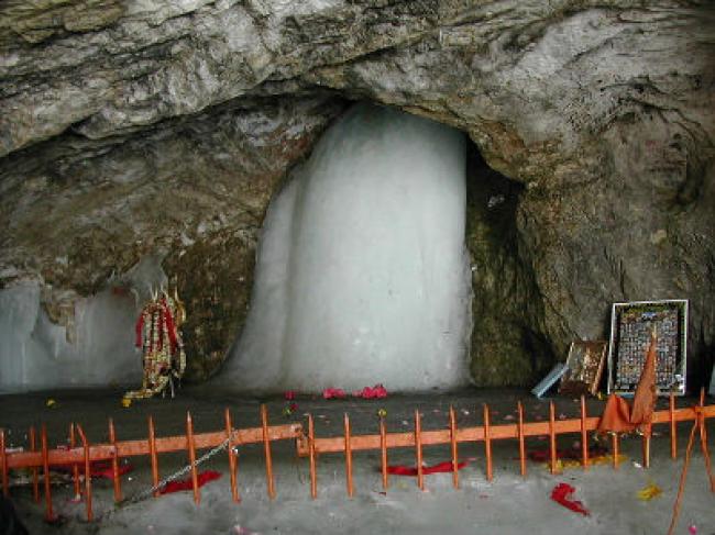 MHA reviews mobile connectivity for Amarnathji Yatra '15 