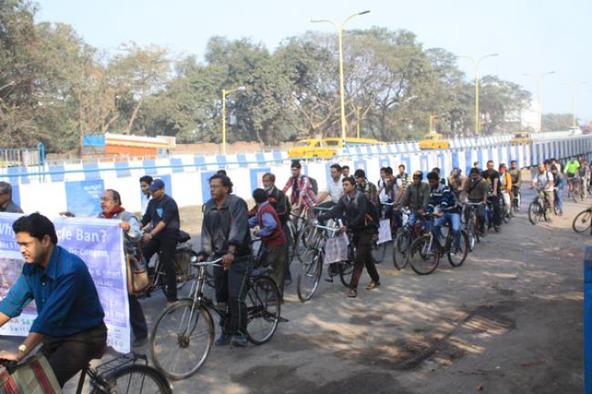 Over 3000 cyclists participate in Cycle Rally Kolkata 2015