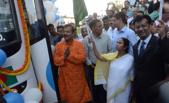 Mamata Banerjee flags off Kolkata-Dhaka-Agartala bus service