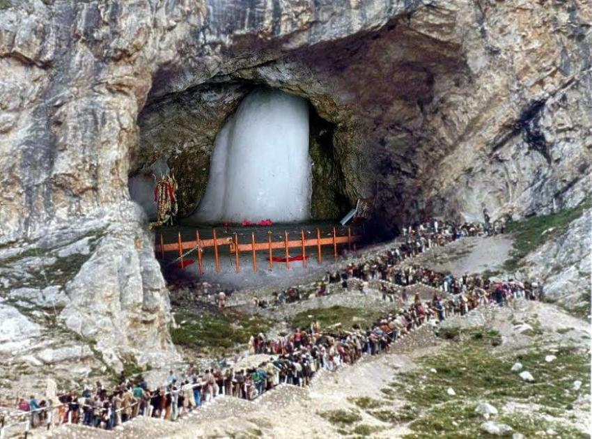Amarnath Yatra 2017 to begin on June 29, registrations open from Wednesday Amarnath Yatra 2017 to begin on June 29, registrations open from Wednesday