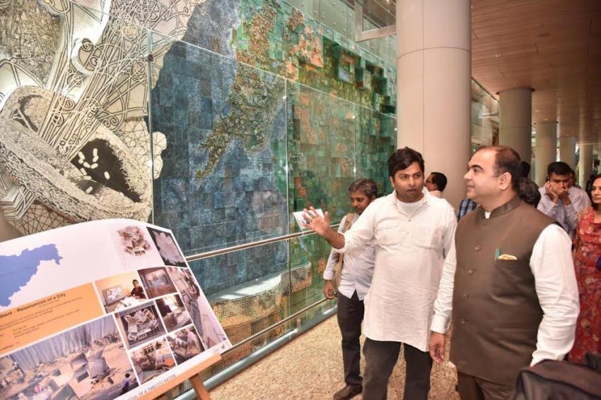 Maharashtra's Minister of Tourism inaugurates Jaya He 'Museum Safari' at Mumbai's Terminal 2 Maharashtra's Minister of Tourism inaugurates Jaya He 'Museum Safari' at Mumbai's Terminal 2