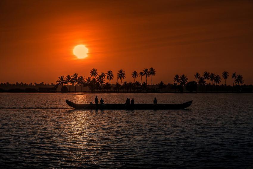 Post flood, Kerala campaigns to bring back tourists Post flood, Kerala campaigns to bring back tourists