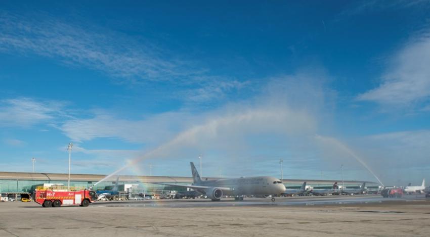 Etihad Airways launches inaugural flight to Barcelona Etihad Airways launches inaugural flight to Barcelona