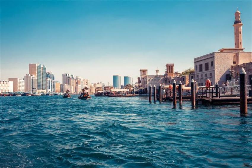 Dubai’s souks offer a glimpse into the past Dubai’s souks offer a glimpse into the past