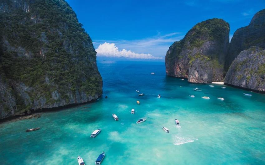 Thailand to charge 300 baht from tourists as a revival measure