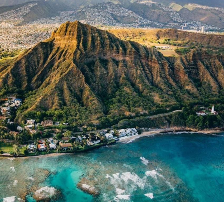 The famous volcanic tuff cone right outside of Waikīkī offers views down the coastline and over the city. Photo: Hawaii-gohawaii.com FB