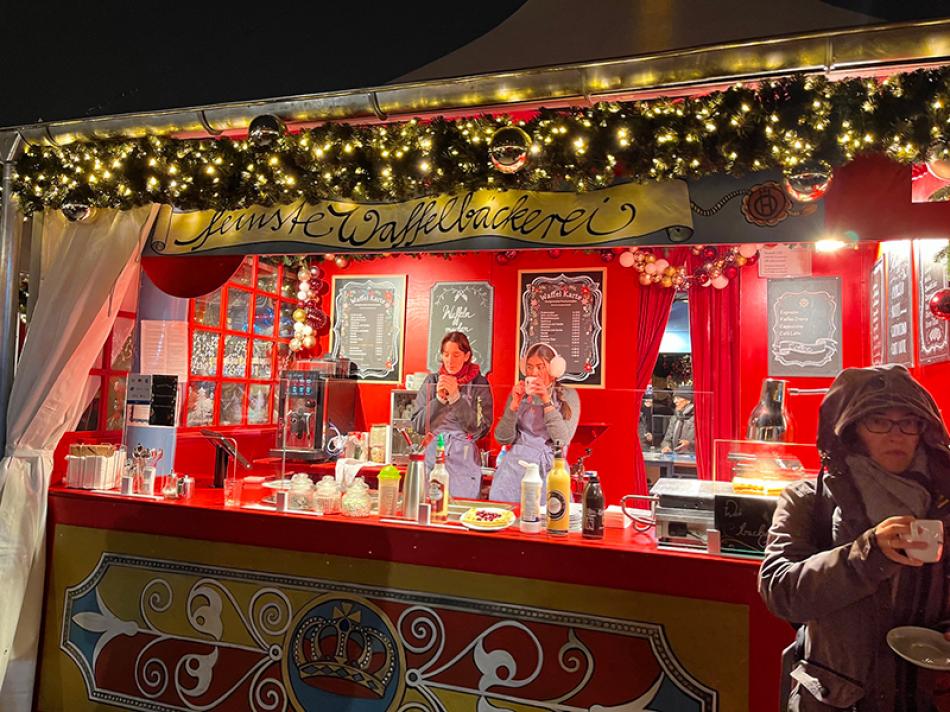 Christmas Markets in Berlin: Of mulled wine and mo ...